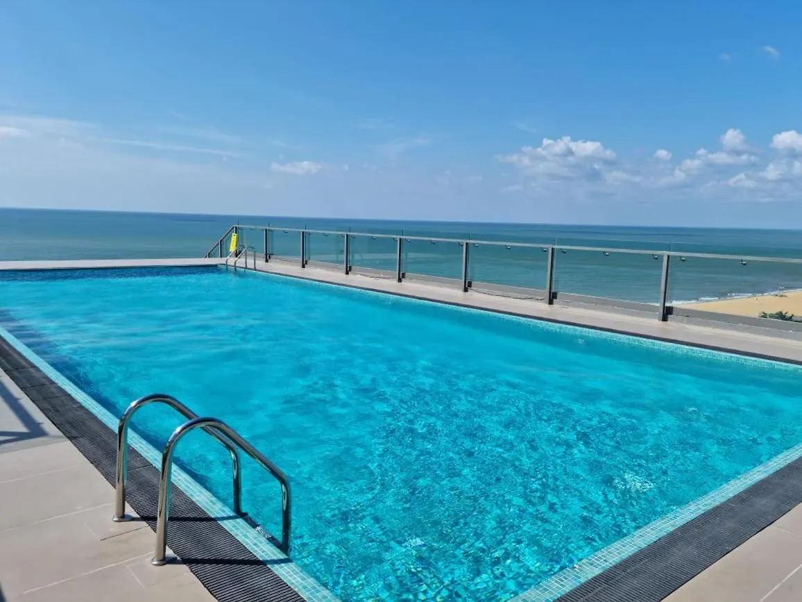 Sea View - Luxury Apartments By Tyronne Negombo