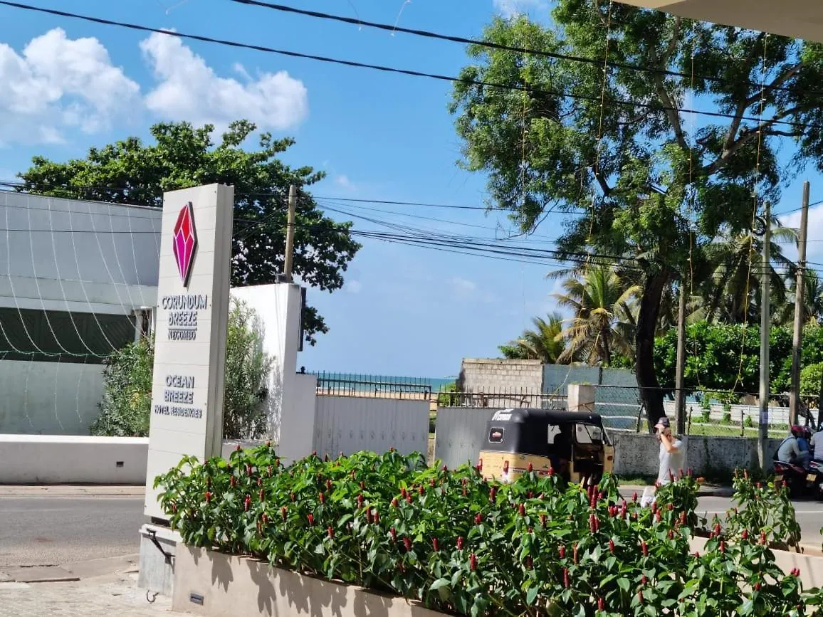 Sea View - Luxury Apartments By Tyronne Negombo