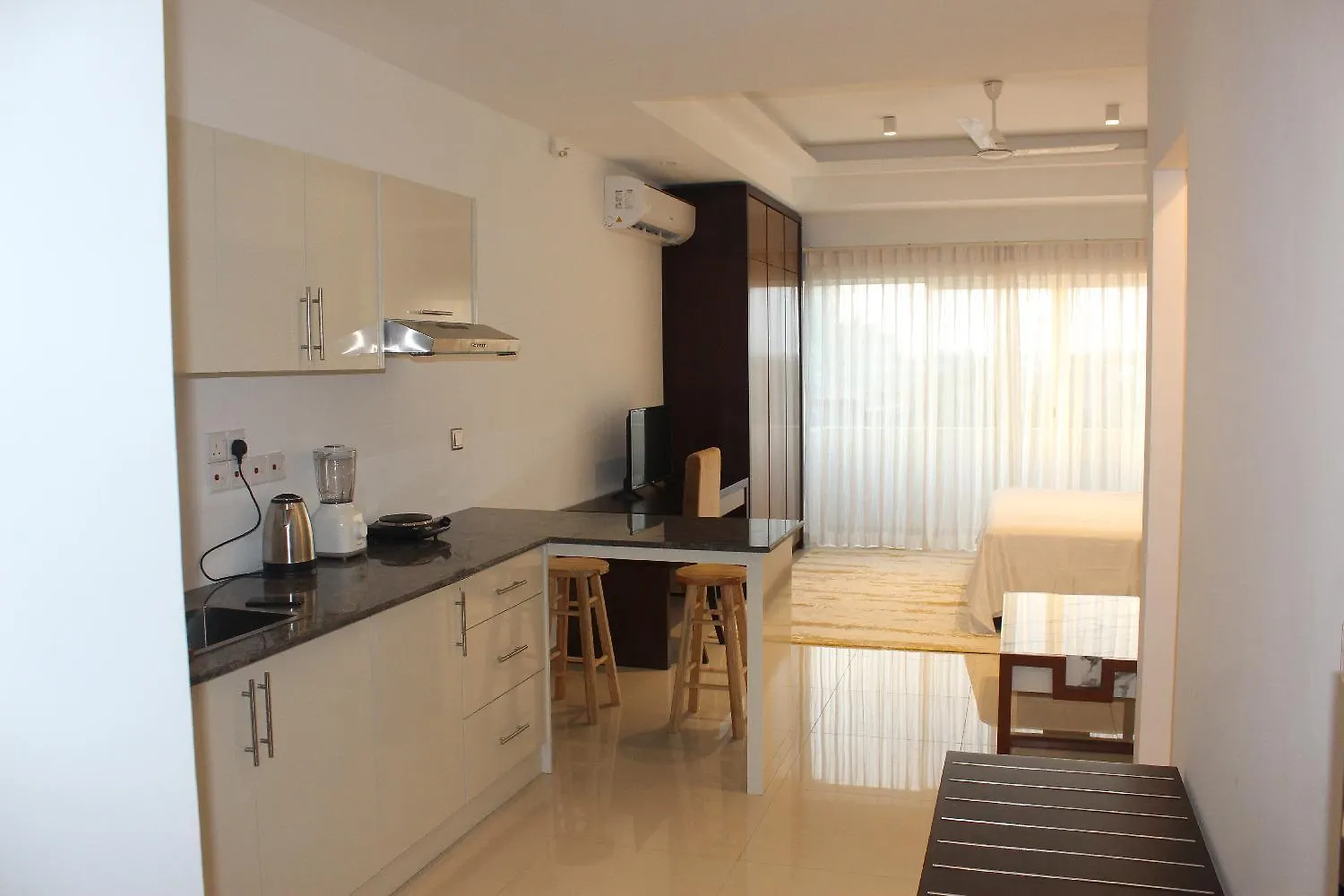 Sea View - Luxury Apartments By Tyronne Negombo Sri Lanka