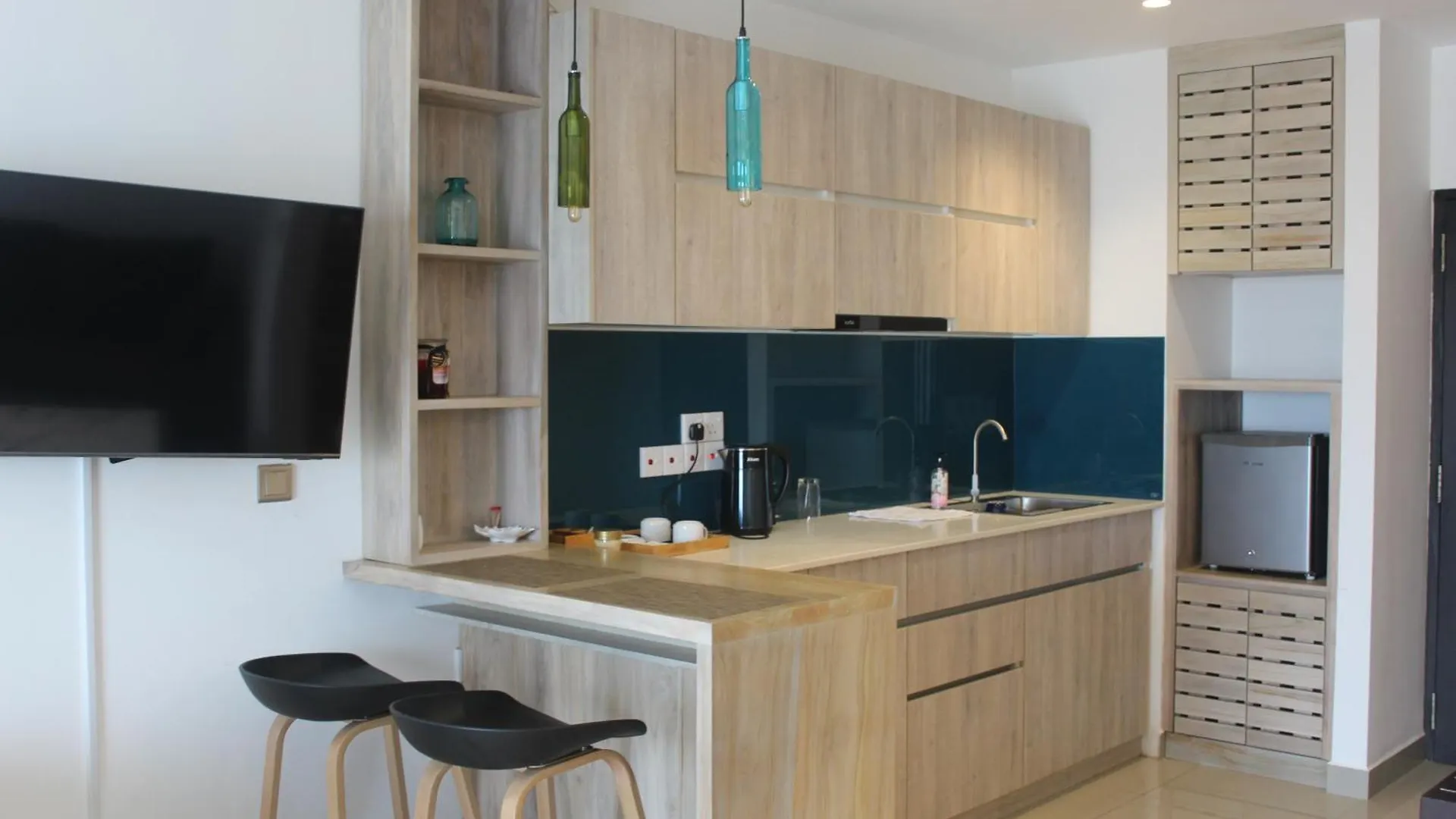 Sea View - Luxury Apartments By Tyronne Negombo