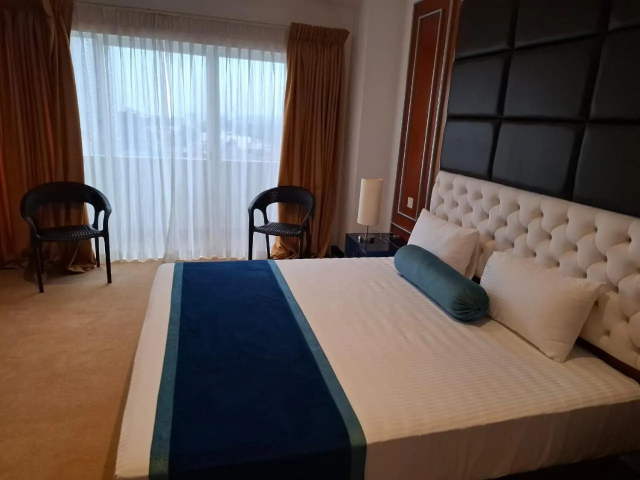 Sea View - Luxury Apartments By Tyronne Negombo