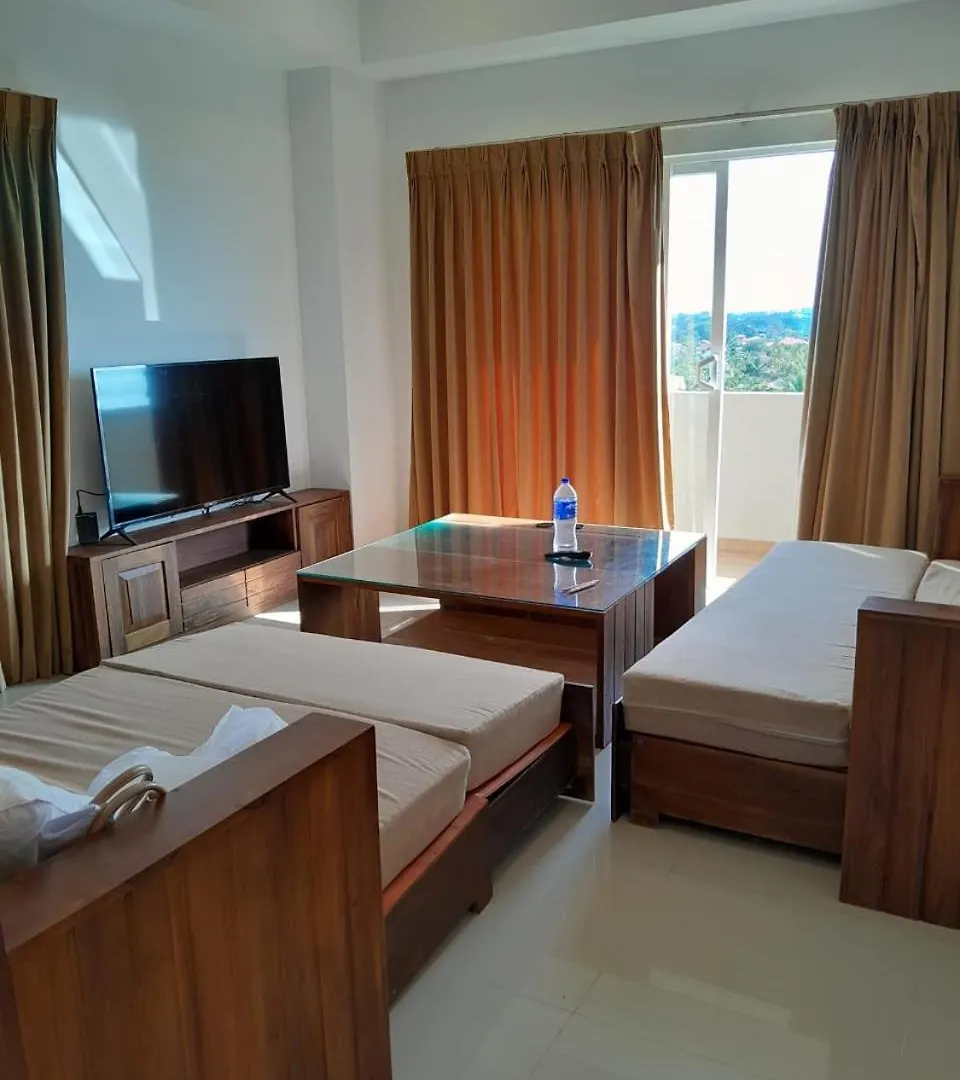 Sea View - Luxury Apartments By Tyronne Negombo