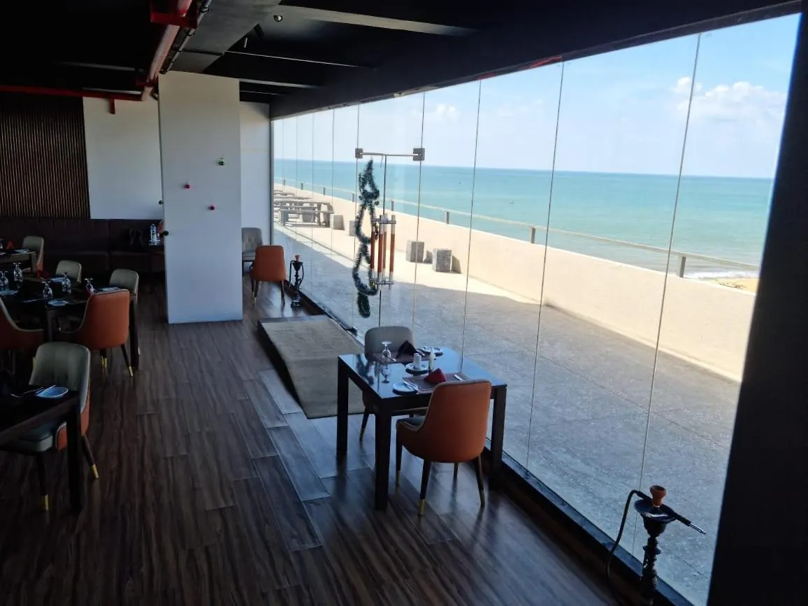 Sea View - Luxury Apartments By Tyronne Negombo