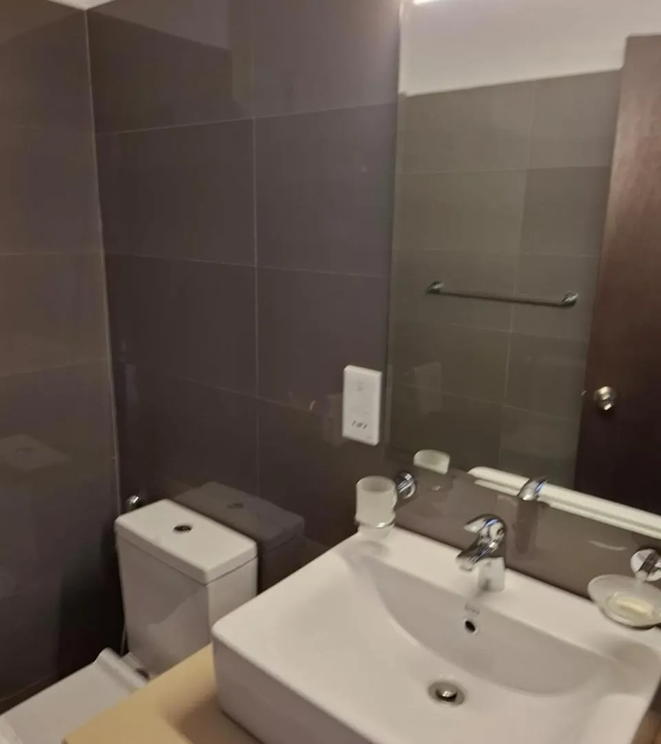 Sea View - Luxury Apartments By Tyronne Negombo